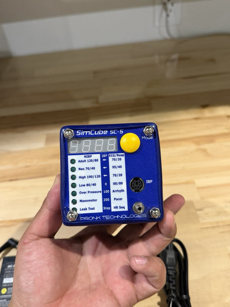 PRONK TECHNOLOGIES SIMCUBE SC-5 PATIENT SIMULATOR WITH CHARGER TESTED