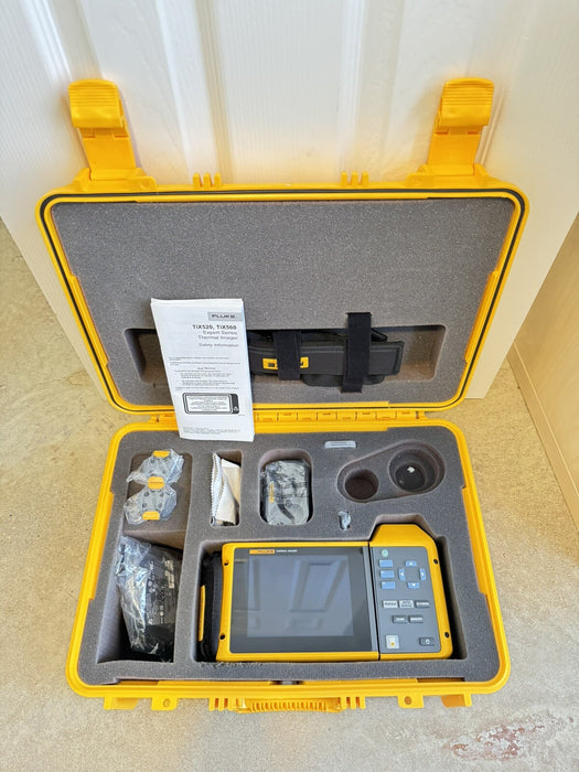 FLUKE TIX560 HANDHELD THERMAL CAMERA 320X240P 60HZ -20°C TO 1200°C