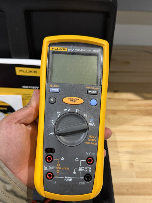 FLUKE 1577 INSULATION MULTIMETER W/ LEADS & CASE (TESTED) SHIPS FAST NEW SEALED