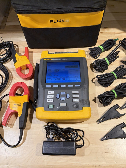 FLUKE 434 POWER QUALITY ANALYZER W/ACCESSORIES& CHARGER - SHIPS FREE (TESTED)