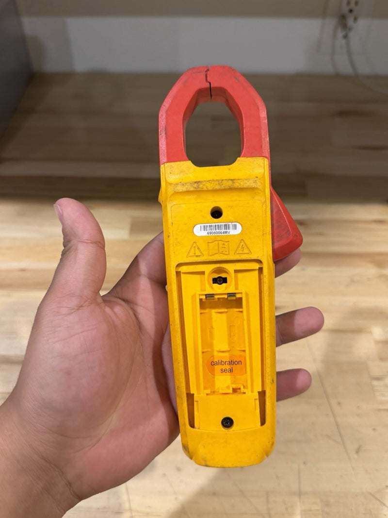 FLUKE 325 TRUE RMS CLAMP METER (PARTS ONLY) FOR PARTS - SHIPS FAST