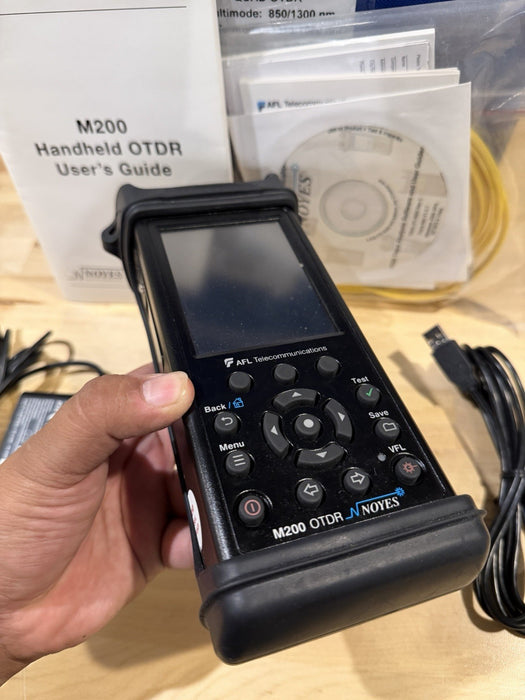 AFL NOYES M200 OTDR SM 1310/1550 W/ ACCESSORIES- PARTS ONLY (FOR PARTS)