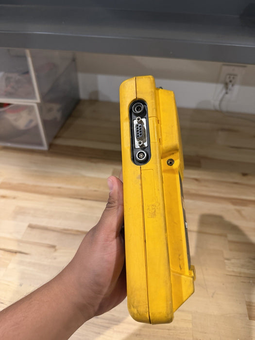 FLUKE 744 DOCUMENTING PRCESS CALIBRATOR FOR PARTS