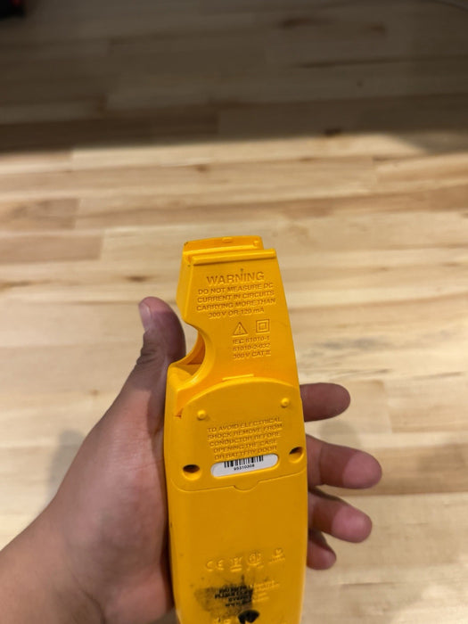FLUKE 771 MILLIAMP PROCESS CLAMP METER (NO CLAMP) SHIPS FAST