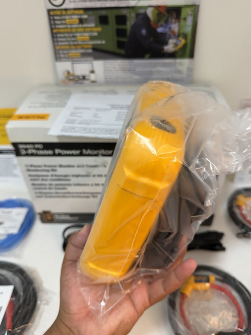 FLUKE 3540 FC 3-PHASE POWER MONITOR KIT (CALIBRATED 2027) FREE SHIPPING