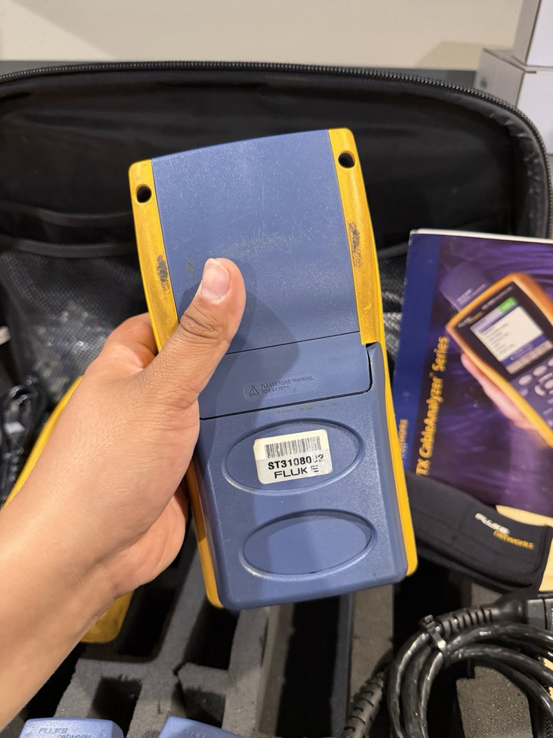 FLUKE NETWORKS DTX-1800 DTX CABLE ANALYZER KIT & PLA001 TESTED