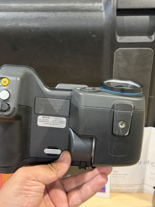 FLIR T420BX THERMAL IMAGING CAMERA WITH CHARGER & BATTERIES TESTED