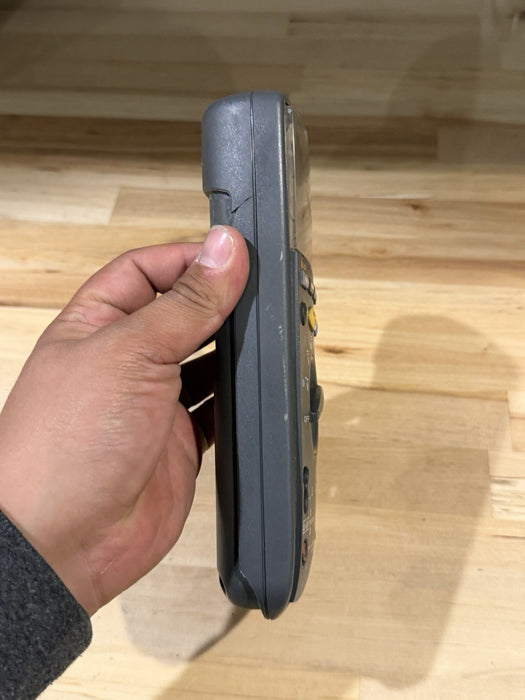 FLUKE 1587 INSULATION TESTER (PARTS ONLY) DOESN’T WORK