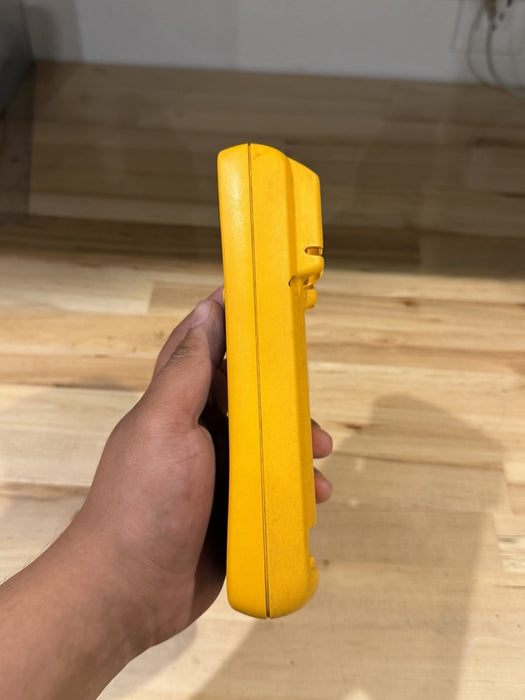 FLUKE 179 TRUE RMS MULTIMETER (PARTS ONLY) FOR PARTS DOESN’T WORK - SHIPS FAST