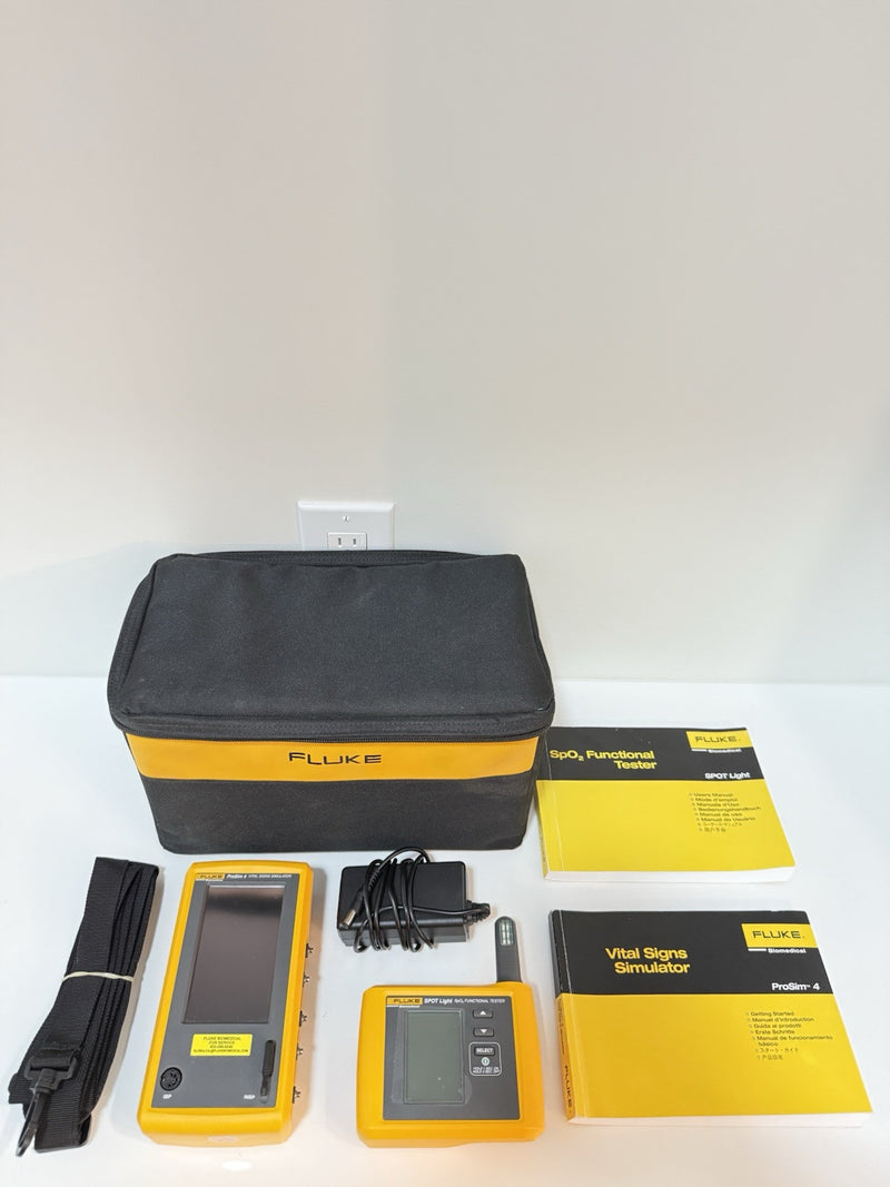 FLUKE BIOMEDICAL PROSIM 4 & SPOT LIGHT KIT WITH BAG & CHARGER TESTED