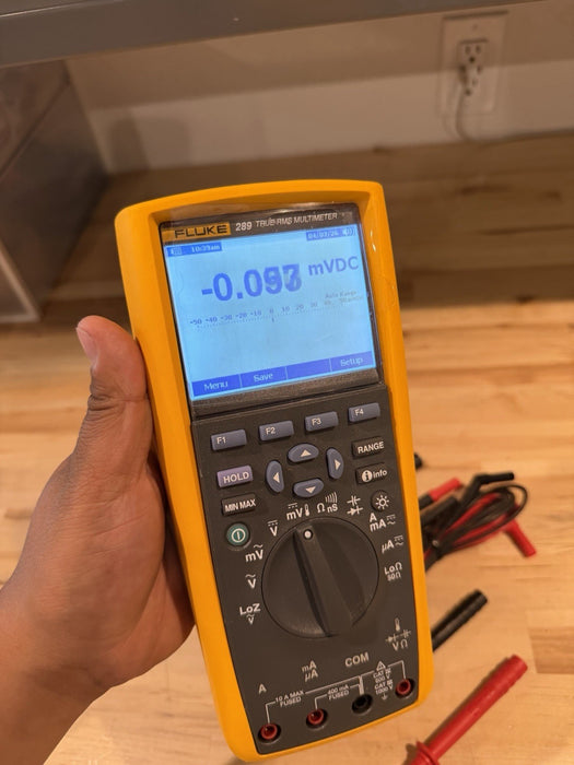 FLUKE 289 TRUE RMS ELECTRONIC LOGGING DIGITAL MULTIMETER W/ LEADS & CLIPS