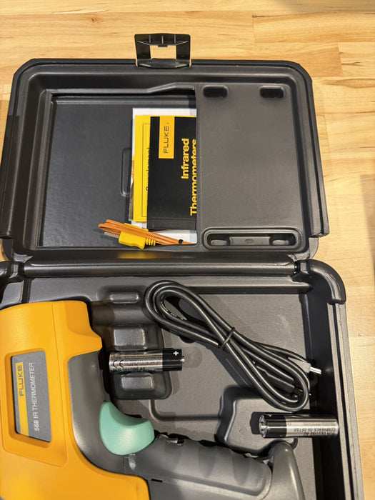 FLUKE 568 INFRARED & CONTACT THERMOMETER WITH GRAPHICAL LCD DISPLAY NEW