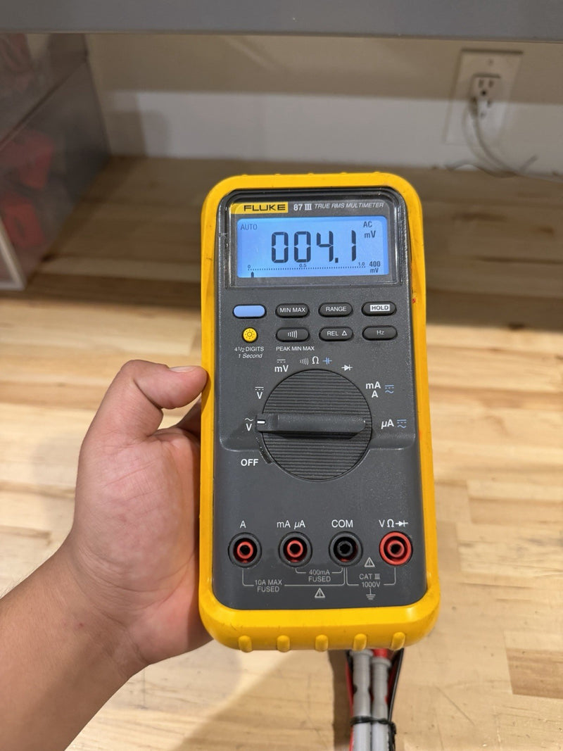 FLUKE 87 III TRUE RMS MULTIMETER W/LEADS & CLIPS - SHIPS FAST #2