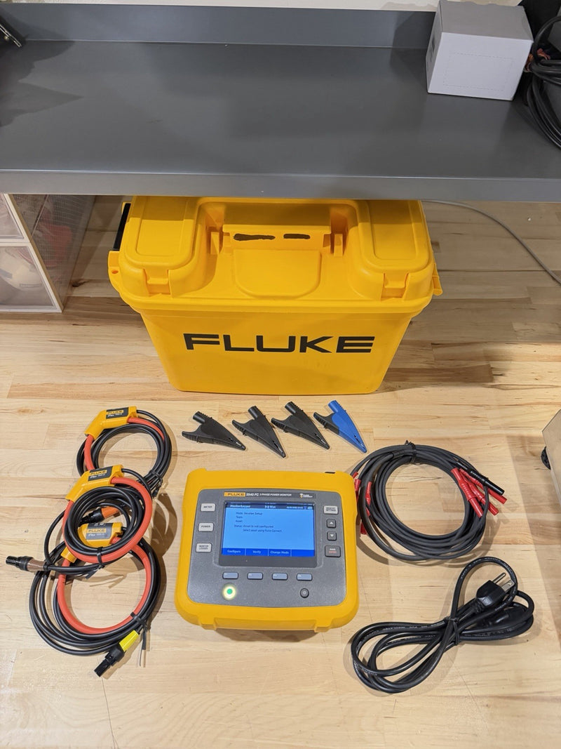 FLUKE 3540 FC 3-PHASE POWER MONITOR WITH ACCESSORIES TESTED