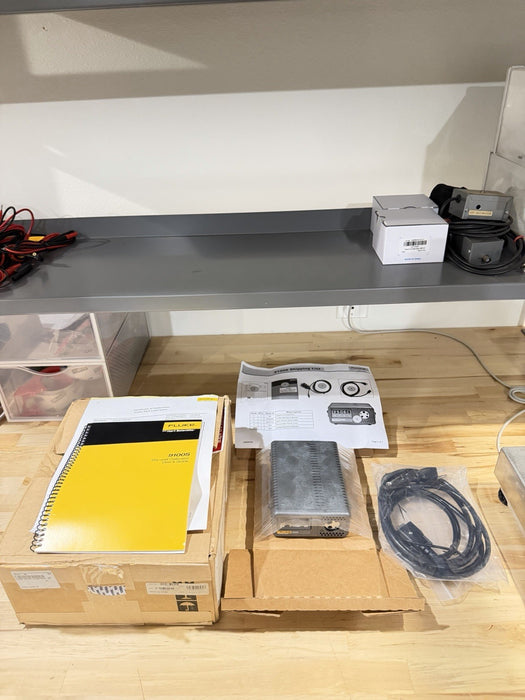 FLUKE CALIBRATION 9100S DRY WELL TEMPERATURE CALIBRATOR