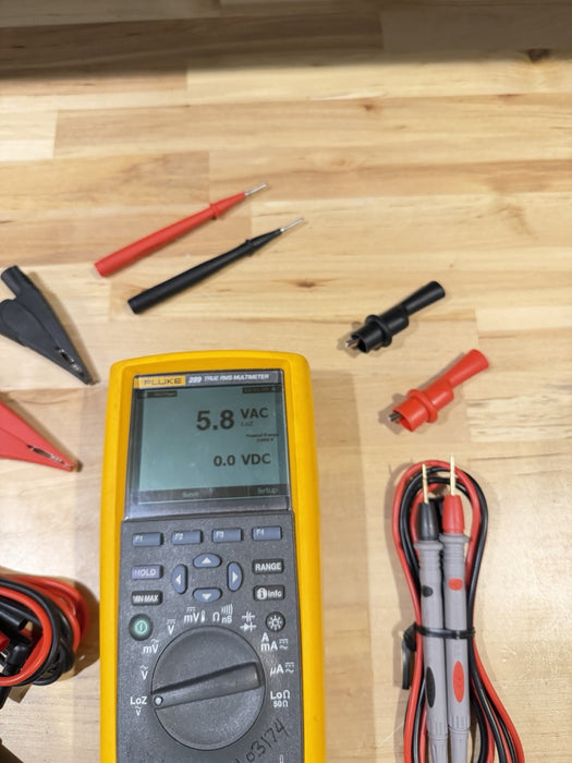 FLUKE 289 TRUE RMS DIGITAL MULTIMETER KIT W/ ACCESSORIES (TESTED) SHIPS FAST