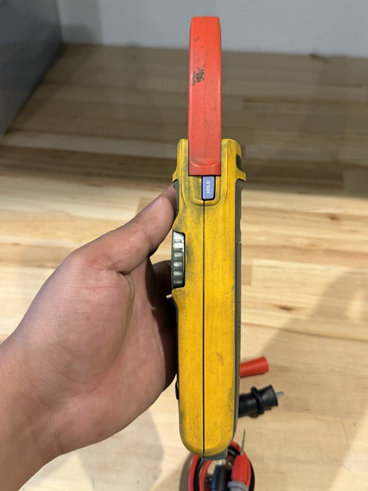 FLUKE 375 TRMS CLAMP METER W/ LEADS & CLIPS (SHIPS FAST)