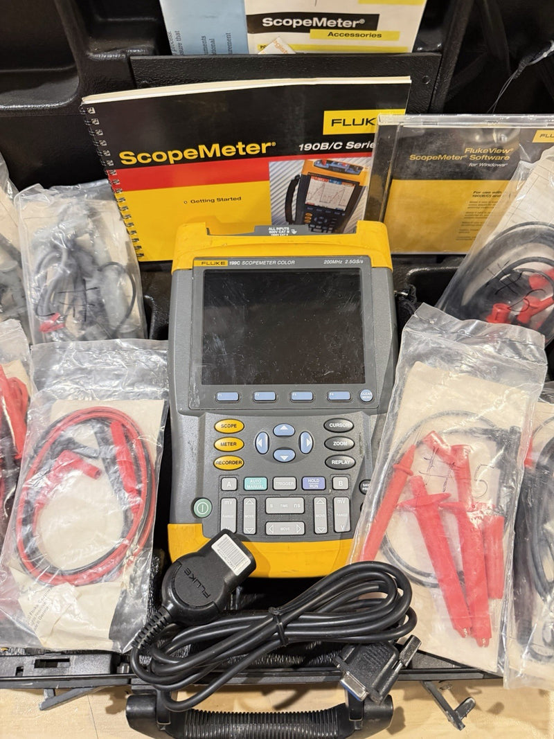 FLIKE 199C 200MHZ 2.5GS/s SCOPEMETER COLOR WITH ACCESSORIES