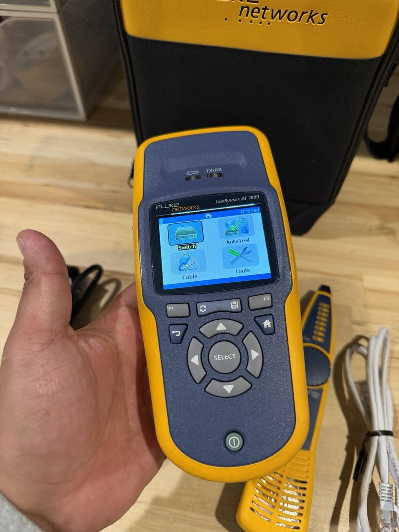 FLUKE NETWORKS LRAT-1000 LINKRUNNER AT-1000 AUTO TESTER W INTELLITONE PROBE 200