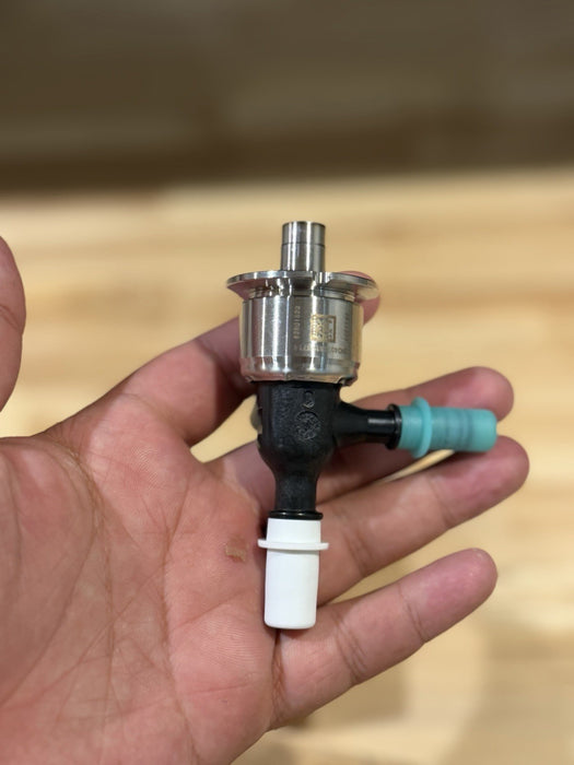 CAT 629-1147 DIESEL EXHAUST FLUID INJECTOR MOUNTING NEW SEALED GENUINE OEM