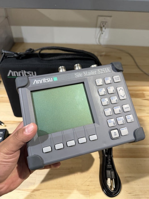 ANRITSU SITE MASTER S251A ANALYZER WITH CHARGER TESTED