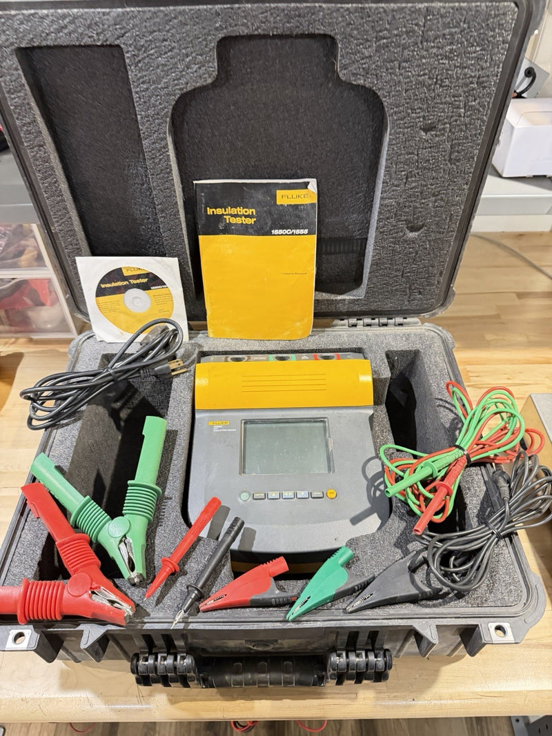 FLUKE 1550C 5KV INSULATION TESTER W LEADS & CASE - FREE SHIPPING