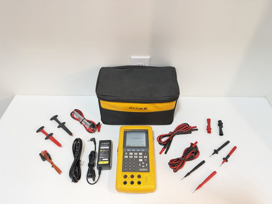 FLUKE 743B DOCUMENTING PROCESS CALIBRATOR W/ LEADS & ACCESSORIES (FREE SHIPPING)