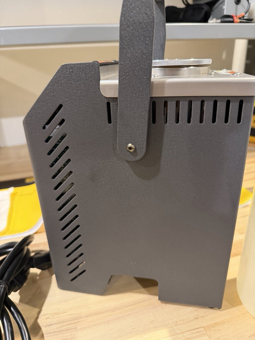 FLUKE 6102 MICRO-BATH 35Â°C TO 200Â°C WITH ACCESSORIES TESTED