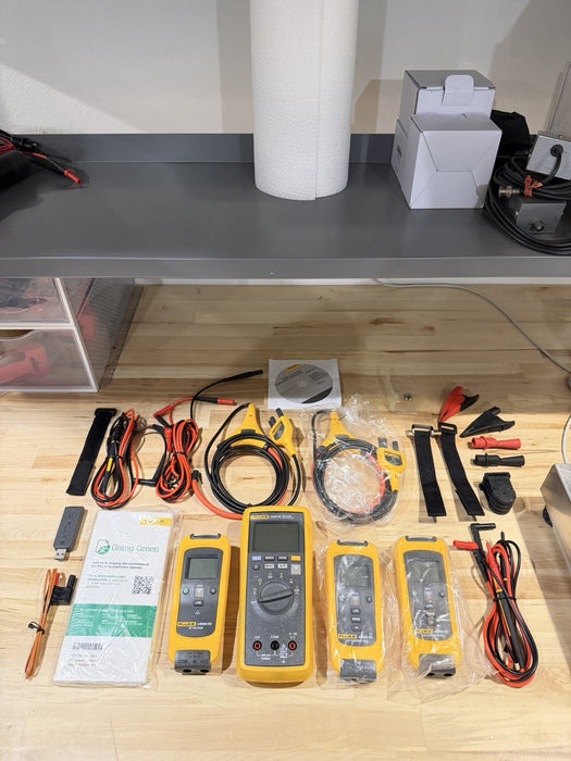 FLUKE 3000 FC IND WIRELESS MULTIMETER KIT W/ ACCESSORIES (FREE SHIPPING)