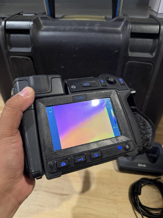 FLIR T640 THERMAL IMAGING CAMERA WITH ACCESSORIES TESTED