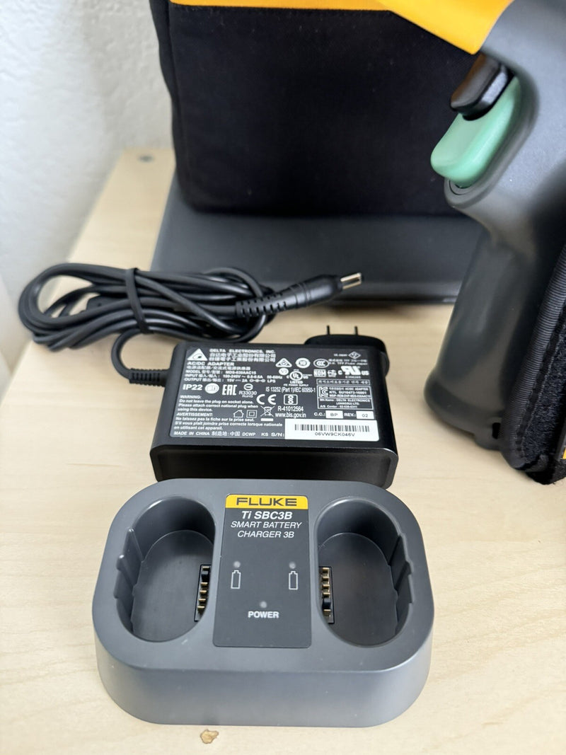 FLUKE TI401-PRO 60HZ 640 X 480 INFD THERMAL IMAGING CAMERA IR RARE