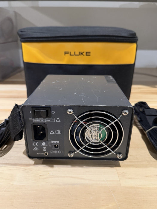 FLUKE 9102S DRY-WELL CALIBRATOR W/BAG & CHARGER (5961T)- FREE SHIPPING