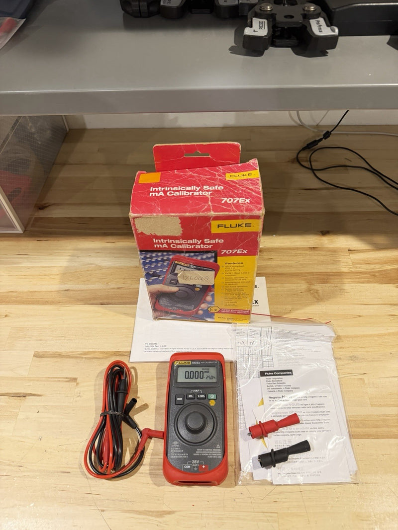 FLUKE 707EX MA CALIBRATOR W/ LEADS & MANUAL (TESTED) FREE SHIPPING