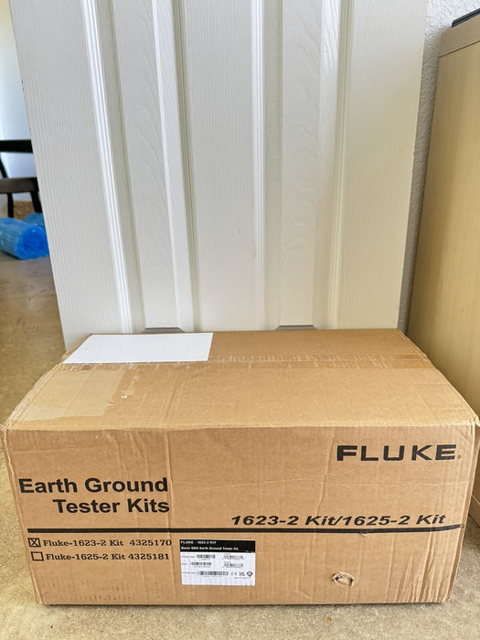 FLUKE 1623-2 EARTH GROUND TESTER KIT