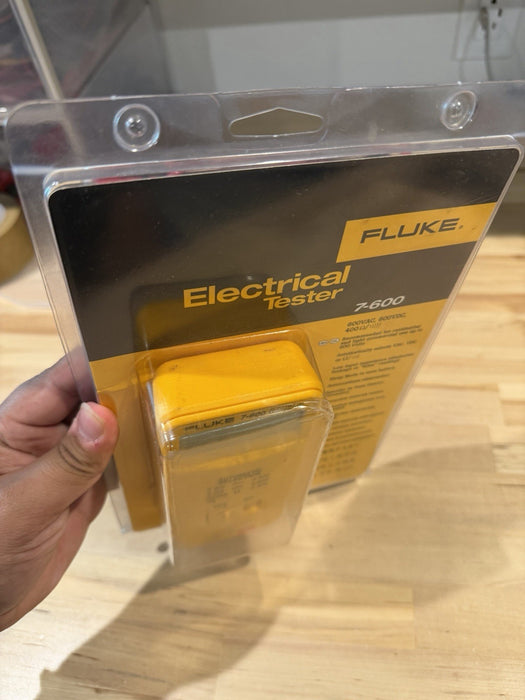 FLUKE 7-600 ELECTRICAL TESTER RARE