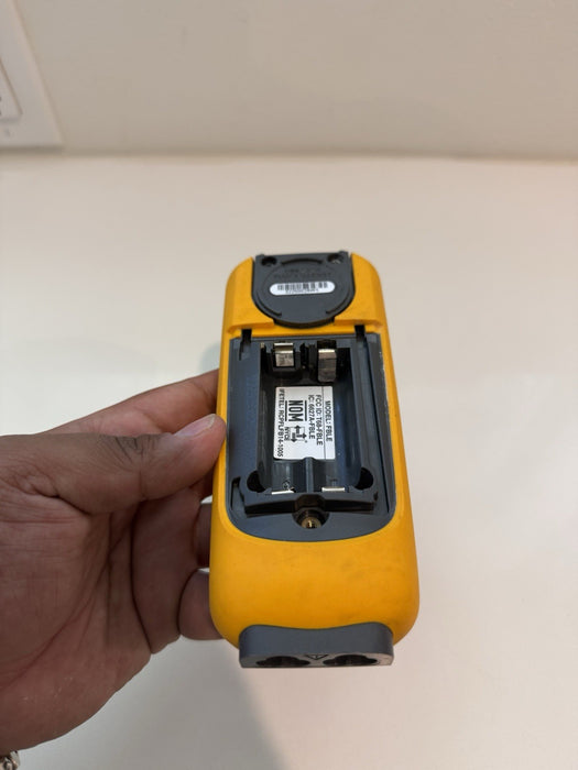 FLUKE A3004 FC 4-20MA DC CURRENT FOR PARTS