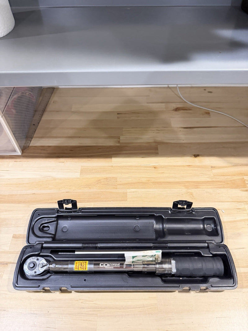 CDI 3/8 DRIVE MICROMETER TORQUE WRENCH MODEL 7502MRRHSS 100-750 IN/LB W CASE USA