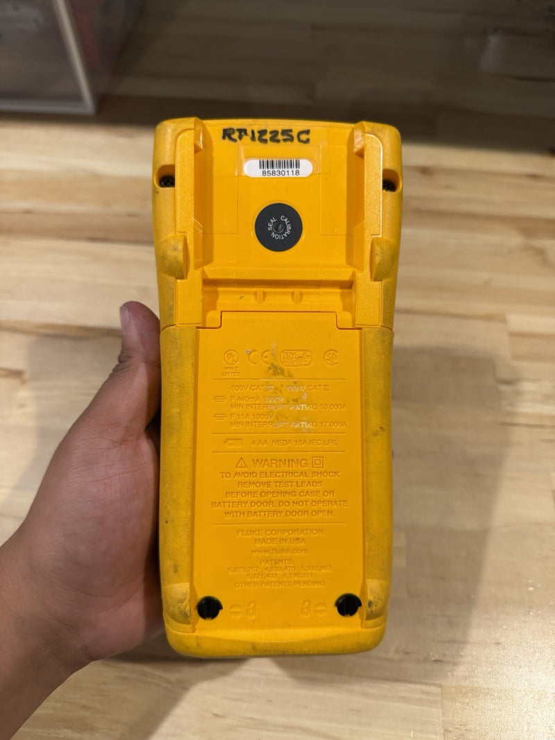 FLUKE 187 TRUE RMS MULTIMETER FOR PARTS