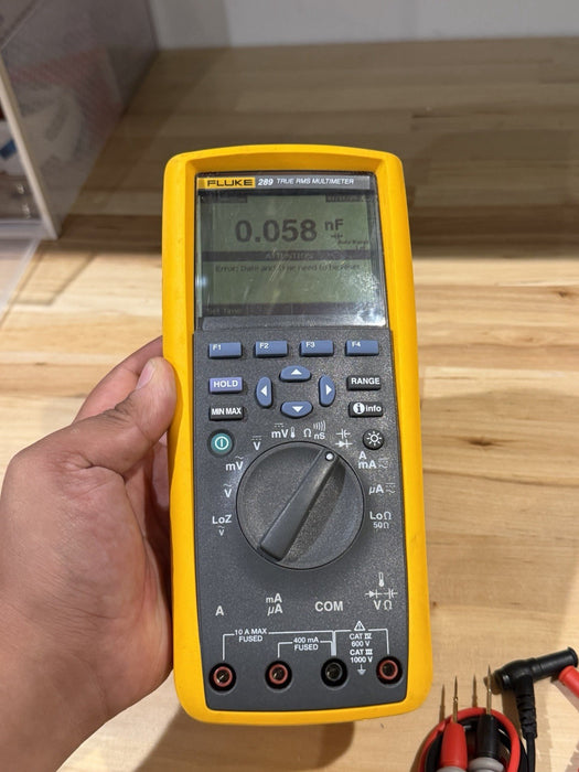 FLUKE 289 TRUE RMS ELECTRONIC LOGGING DIGITAL MULTIMETER W/ LEADS & CLIPS #4