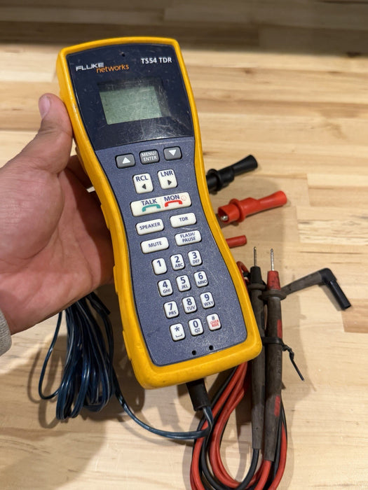 FLUKE NETWORKS TS54 TDR TESTER TESTED