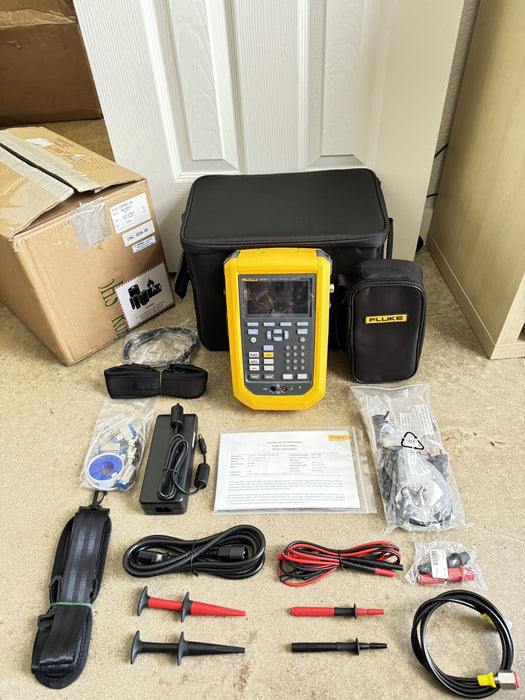FLUKE 729PRO 4M AUTOMATIC PRESSURE CALIBRATOR MFG-2024 CALIBRATED 2024 NEW SEALED