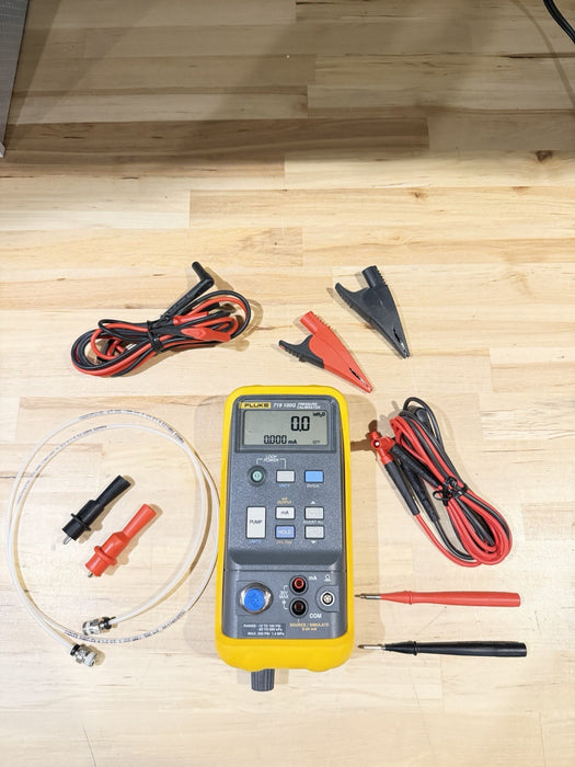 FLUKE 719 100G PRESSURE CALIBRATOR W/ LEADS & EXTRAS (TESTED) PERFECT CONDITION