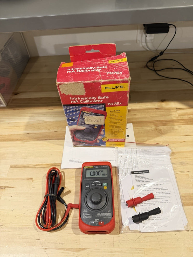 FLUKE 707EX MA CALIBRATOR W/ LEADS & MANUAL (TESTED) FREE SHIPPING