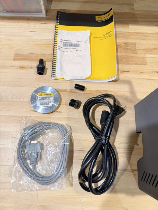 FLUKE 6102 MICRO-BATH 35Â°C TO 200Â°C WITH ACCESSORIES TESTED