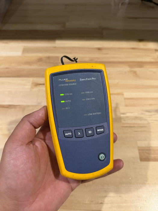 FLUKE NETWORKS SIMPLIFIBER PRO 1310/1350 SOURCE TESTED