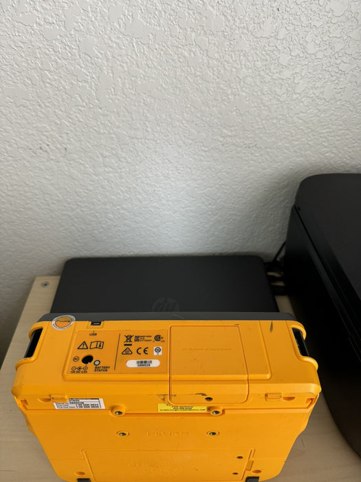 FLUKE VT650 GAS FLOW ANALYZER CALIBRATED 2024 WITH FLUKE VAPOR & CHARGER & BAG
