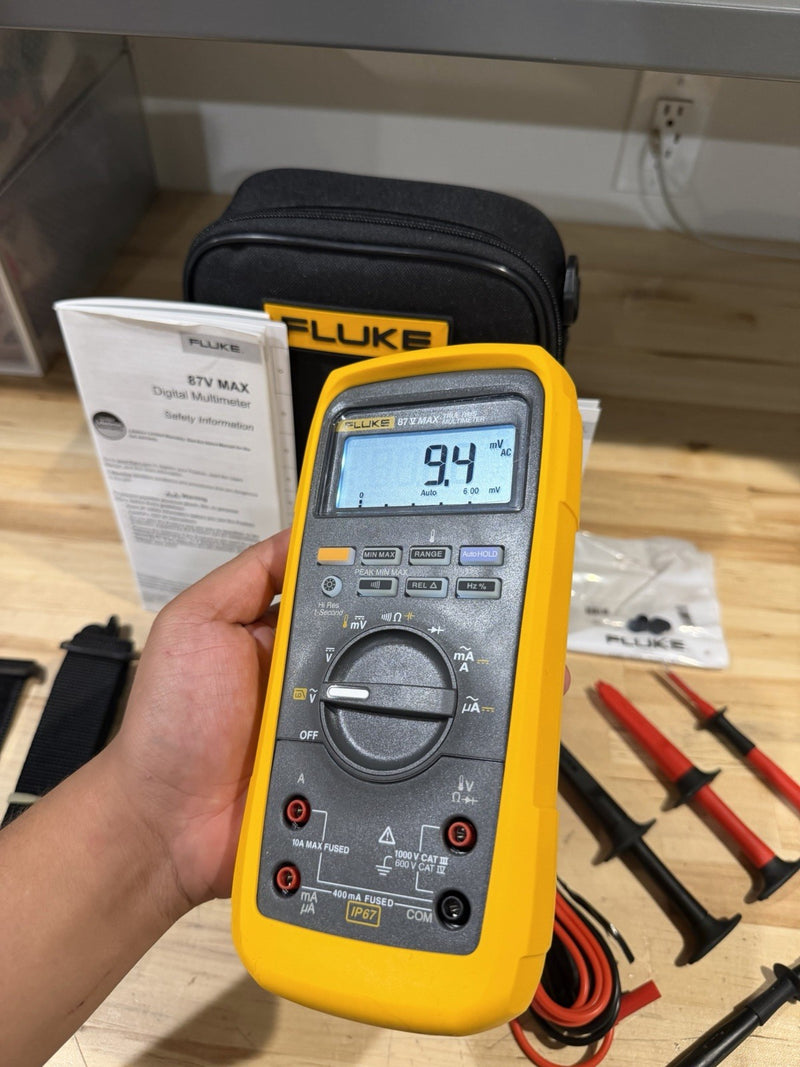 FLUKE 87V MAX TRUE RMS MULTIMETER KIT (FREE SHIPPING) NEW