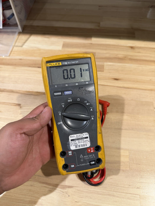 FLUKE 77 III MULTIMETER W/ LEADS (TESTED) SHIPS FAST