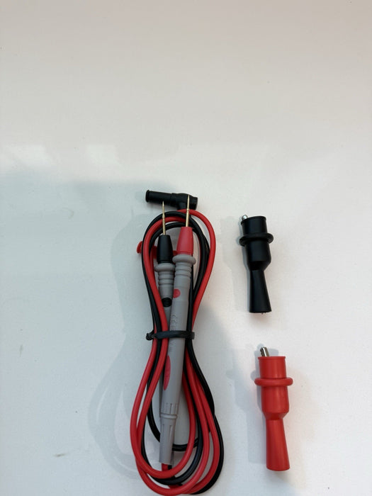 FLUKE 718-100G PRESSURE CALIBRATOR WITH LEADS & CLIPS