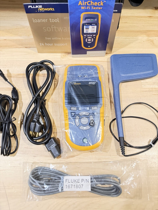 FLUKE NETWORKS AIRCHECK WIFI TESTER W/ ANTENNA & ACCESSORIES (NEW) RARE